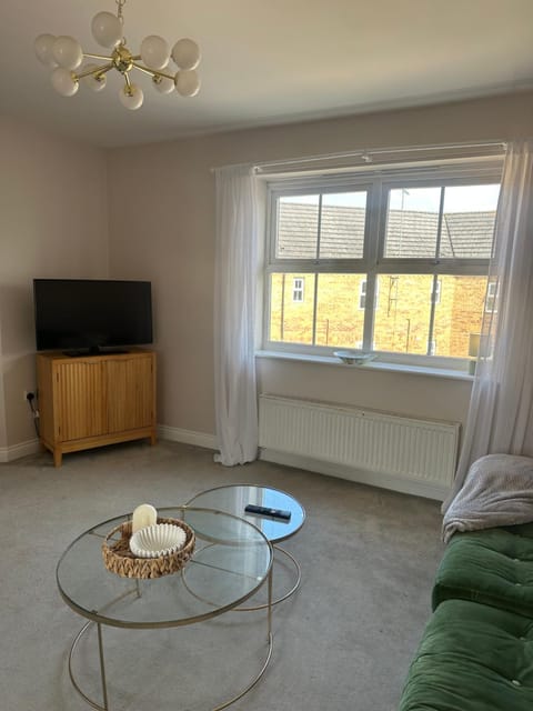 2 bed apartment Moulton Park Apartment in Northampton