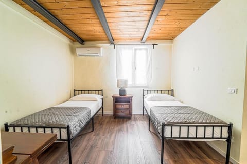 Diana 1 Apartment the Green Zone of Florence Apartment in Florence