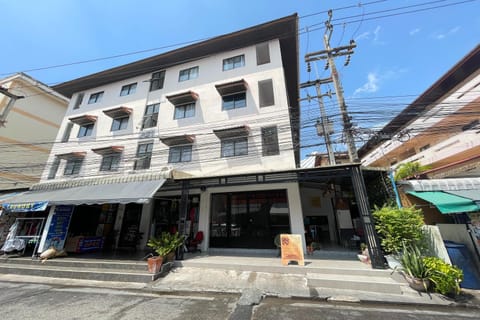Property building, Day
