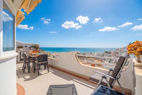 Balcony/Terrace, City view, Sea view