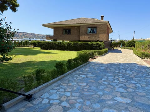 Patio, Garden, Garden view