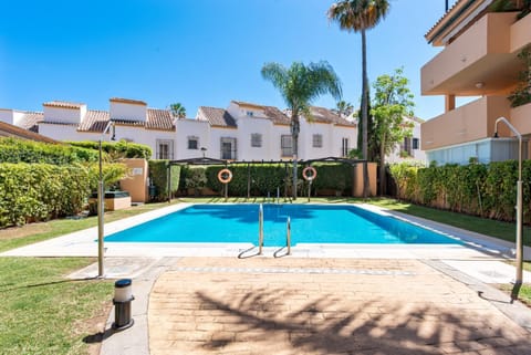 Property building, Swimming pool