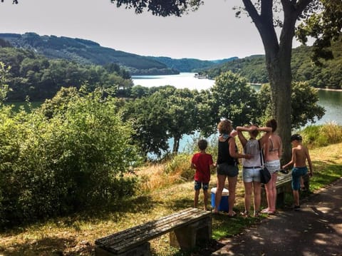 Nearby landmark, Neighbourhood, Natural landscape