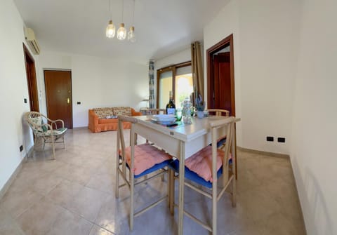 Appartamento fronte mare con veranda Orata Apartment in Alghero