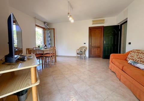 Appartamento fronte mare con veranda Orata Apartment in Alghero