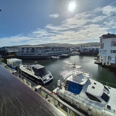 South Quay 12 Waterfront Apartment in Knysna