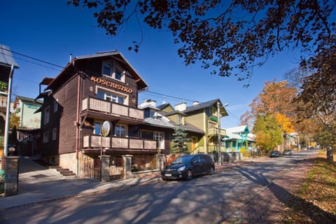 Property building, Facade/entrance, Spring, Summer, Autumn, City view, Mountain view, Street view
