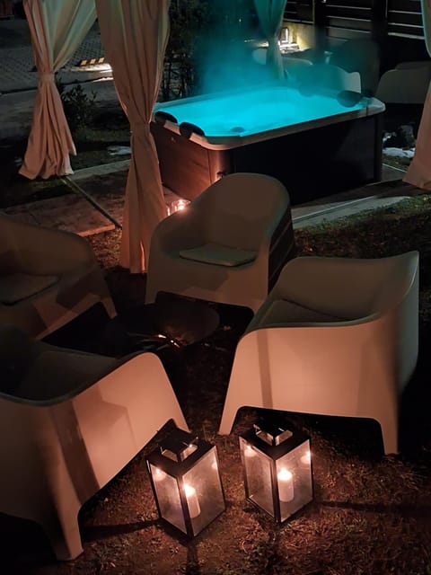 AgliChalet Erbe Montane-Vasca idromassaggio con parcheggio privato e colonnina ricarica auto elettrica con supplemento House in Domodossola