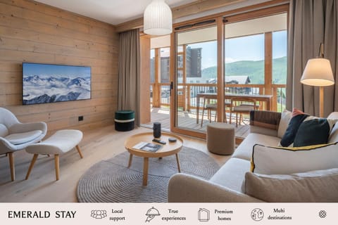 Natural landscape, Living room, Seating area