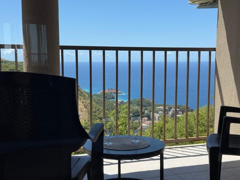 Day, View (from property/room), Balcony/Terrace, Seating area, Mountain view, Sea view