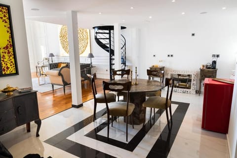 Living room, Dining area