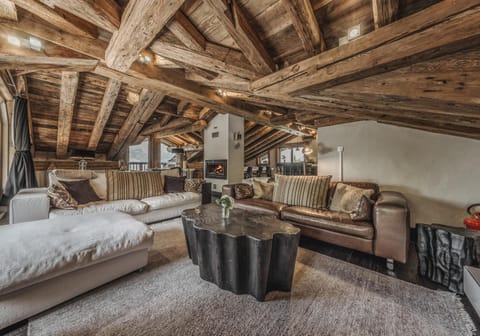 Chalet Artic - 5 bedrooms - Bed&Breakfast - Courchevel 1550 Chalet in Saint-Bon-Tarentaise