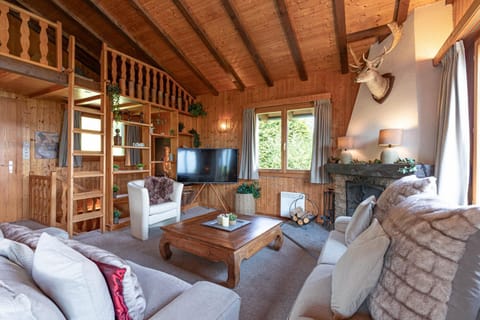 Communal lounge/ TV room, Living room