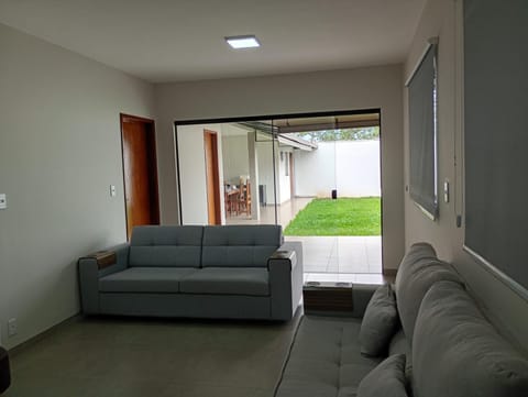 Garden, Living room