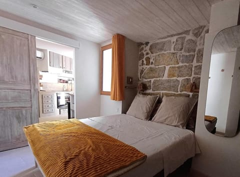 Centre village, appartement en RDC Apartment in Porto-Vecchio