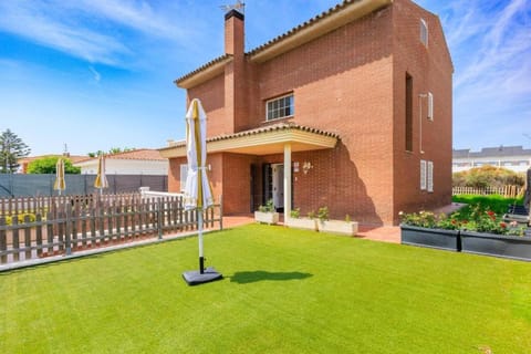 Property building, Garden view