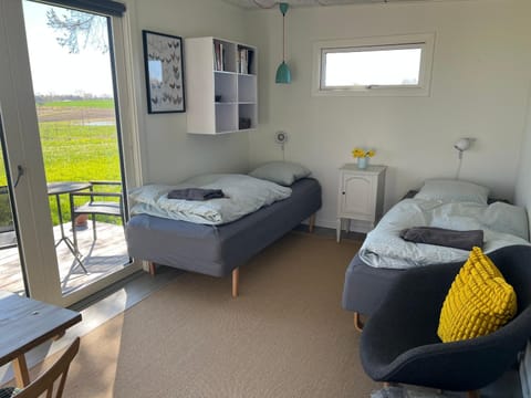 Living room, Photo of the whole room, Bedroom