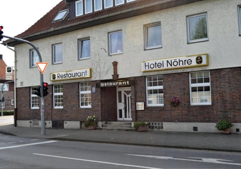Property building, Street view, Location