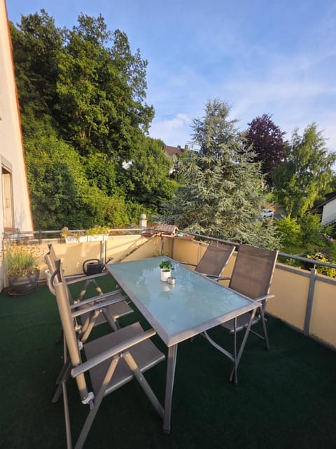 Spring, Garden, View (from property/room), Balcony/Terrace, Dining area, Garden view
