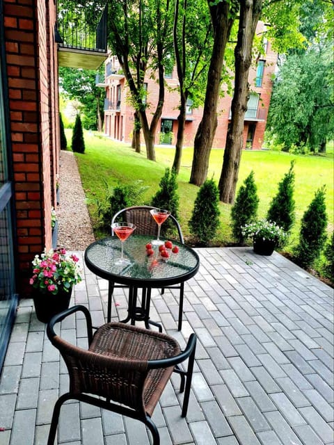 Day, Balcony/Terrace
