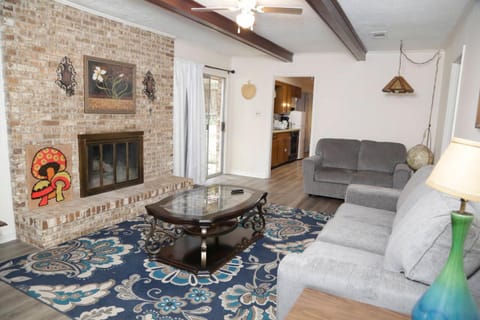 The Newly Renovated Vintage Home House in Jackson