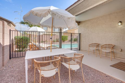 6 Mi to State Farm Stadium Avondale Family Home! House in Litchfield Park
