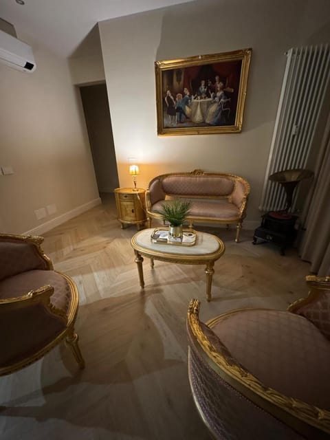 Puccini Luxury Rooms Bed and Breakfast in Lucca