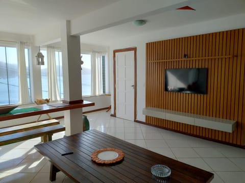 Communal lounge/ TV room, TV and multimedia, Living room