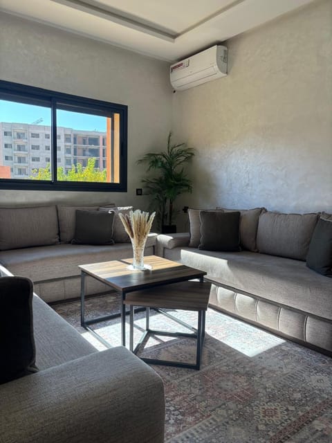 Living room, air conditioner