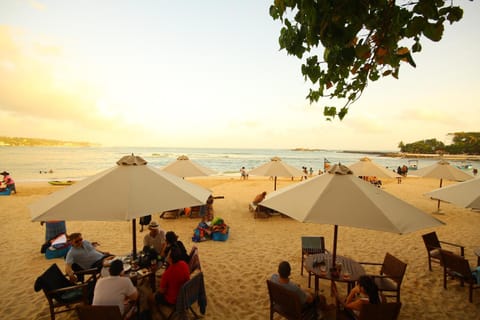 Restaurant/places to eat, Beach