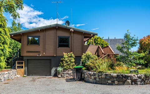 Property building, Spring, Garden