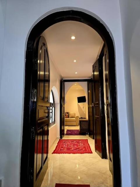 Living room, Photo of the whole room, Seating area