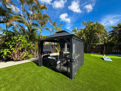 Spring, Day, Natural landscape, BBQ facilities, Garden, Garden, Balcony/Terrace, Evening entertainment, Garden view, sunbed