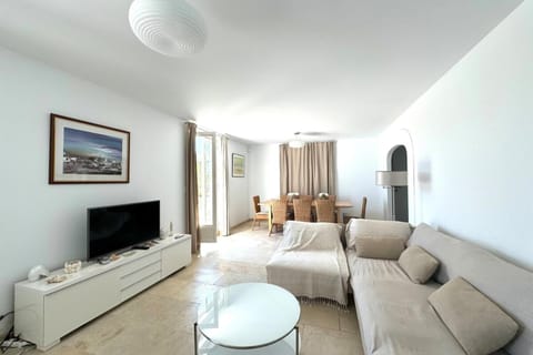 Les Flots Bleus - Maison piscine avec vue mer House in French Riviera