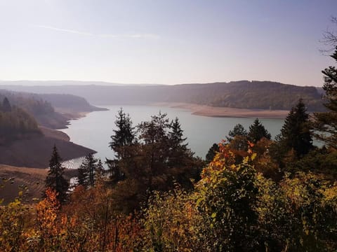 Chalet chaleureux - Herisson Chalet in Jura