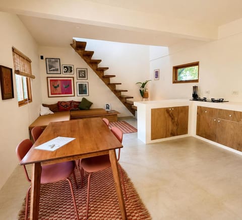 Living room, Dining area, kitchen
