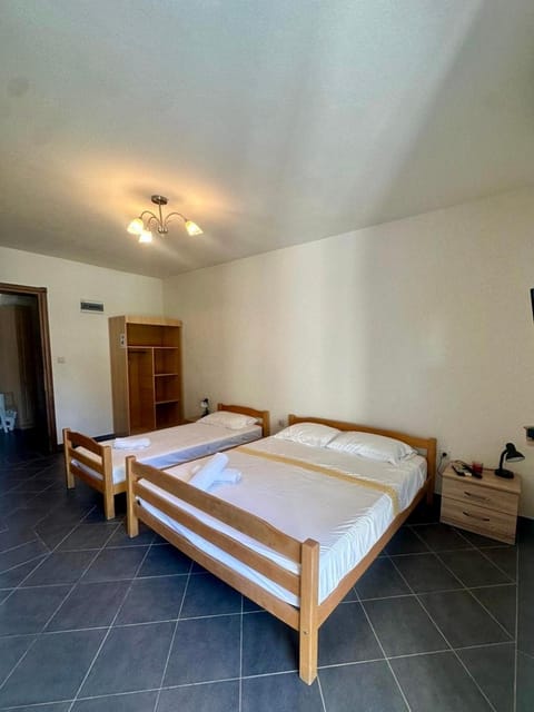 Antoni Apartments Apartment in Ulcinj