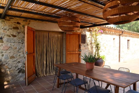 Property building, Balcony/Terrace