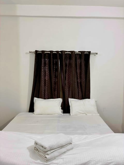 Bedroom, Internal: Not applicable to any particular room