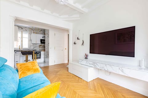 TV and multimedia, Living room