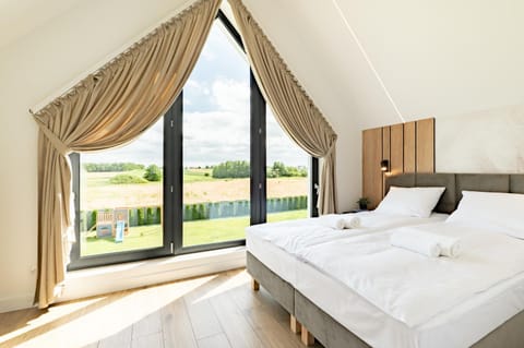 Bedroom, Garden view