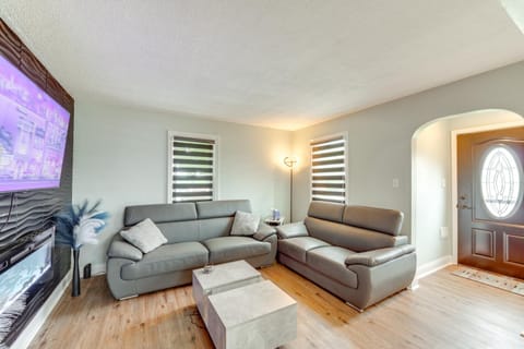 3 Mi to Dtwn Youngstown and YSU Family Home with Yard House in Lansingville