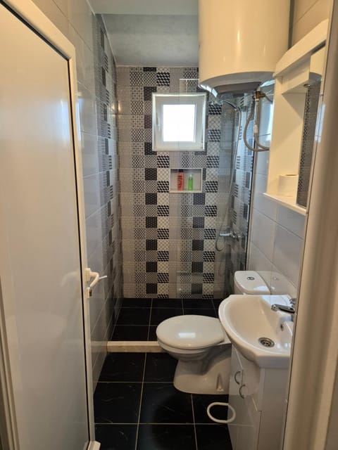 Ajum Apartments Apartment in Ulcinj