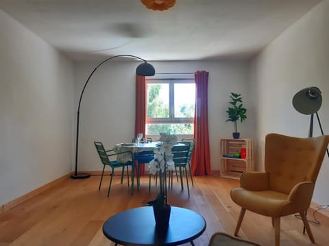 L'Entre-Deux Apartment in Neuchâtel, Switzerland