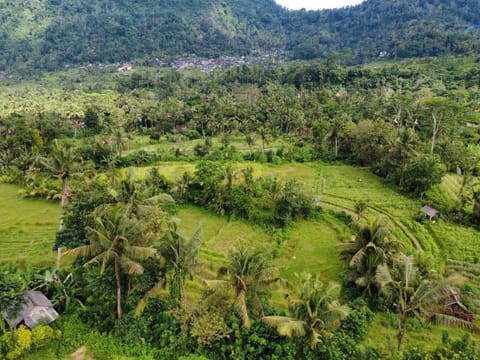 Nearby landmark, Natural landscape, Mountain view