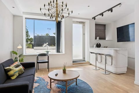 Aalborg Apartment Centralt Beliggende med Moderne Faciliteter Apartment in Aalborg