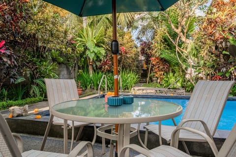 Garden, Dining area, Garden view, Swimming pool, sunbed