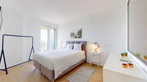 Bed, Photo of the whole room