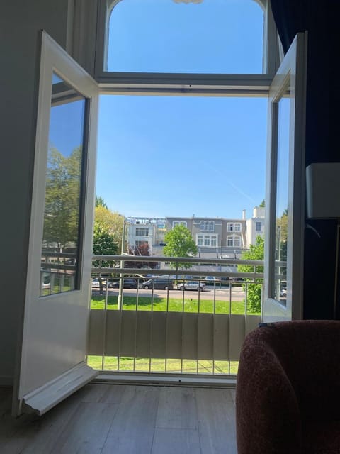 Cozy and best location! 6 person Apartment in Rotterdam