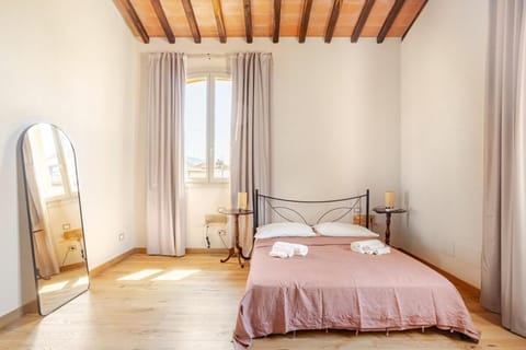 Bed, Photo of the whole room, Bedroom, towels, wardrobe